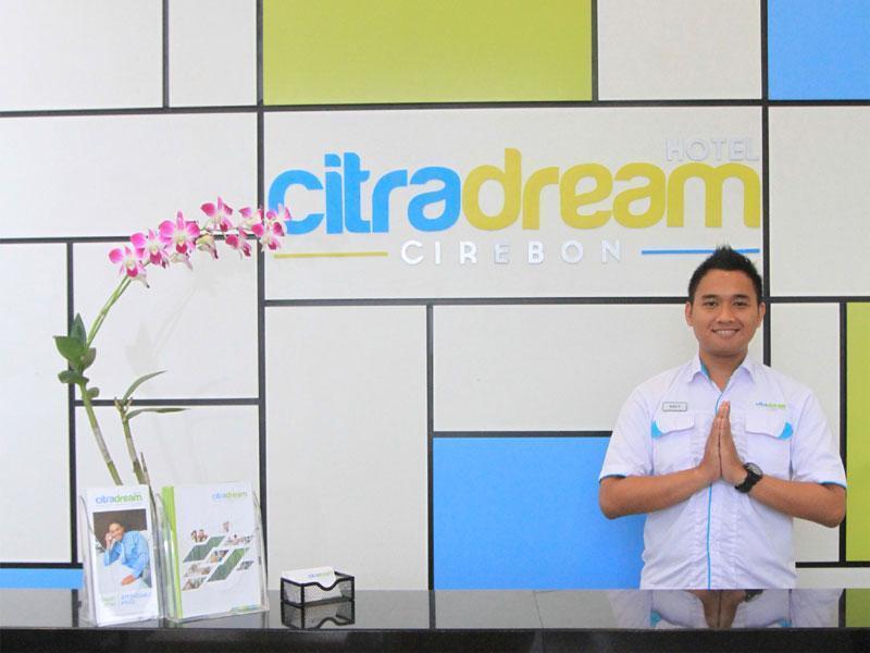 โฮเต็ล ซิตราดรีม ไซร์บอน Hotel จิเรบอน ภายนอก รูปภาพ